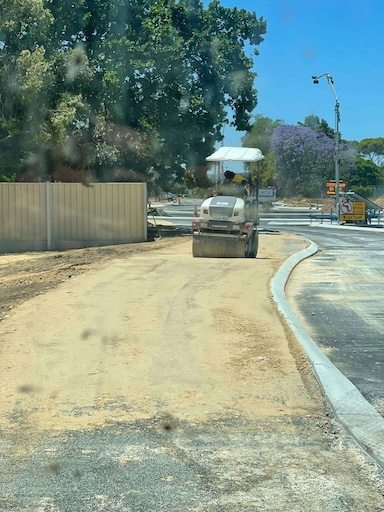 Caversham Roundabout view 1